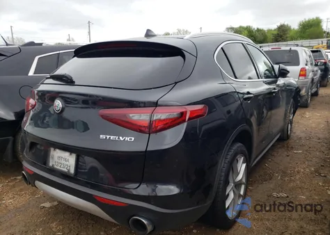 2018 Alfa Romeo Stelvio Ti Luxury z USA, uszkodzony, nr VIN ZASFAKRNXJ7C21705